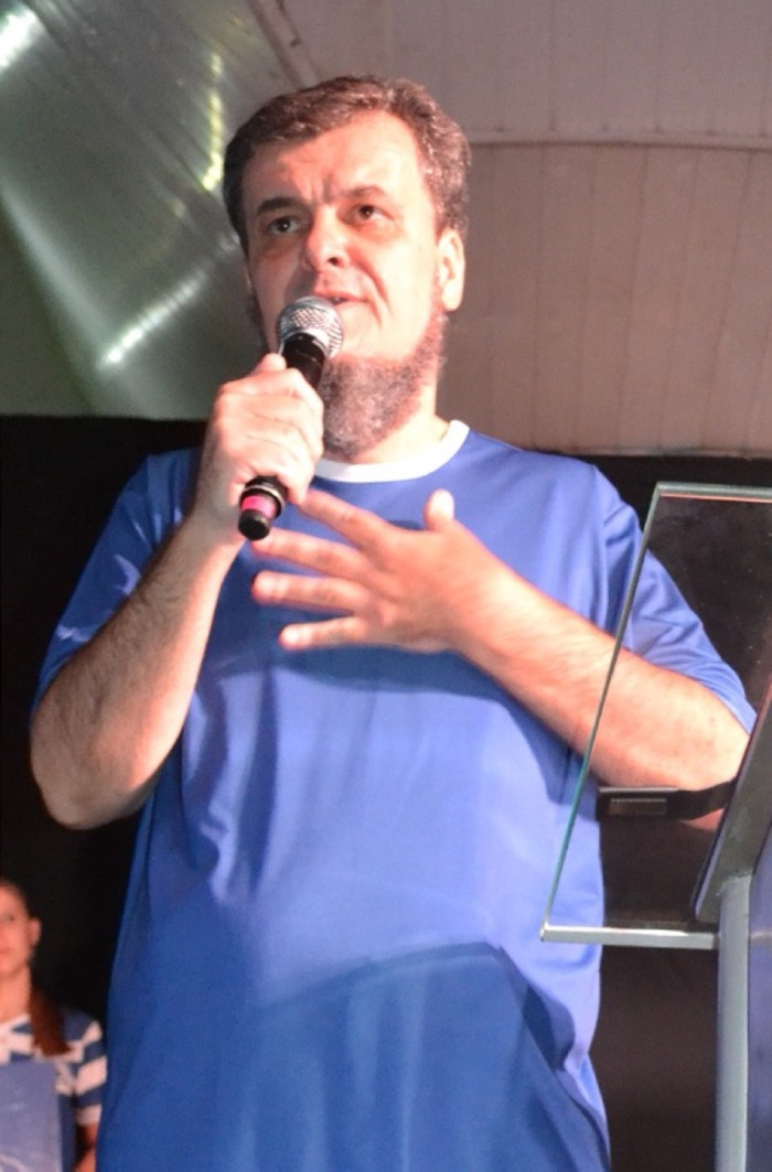 'Azul Matão'. Rogério Bordignon lançava o livro sobre a Matonense